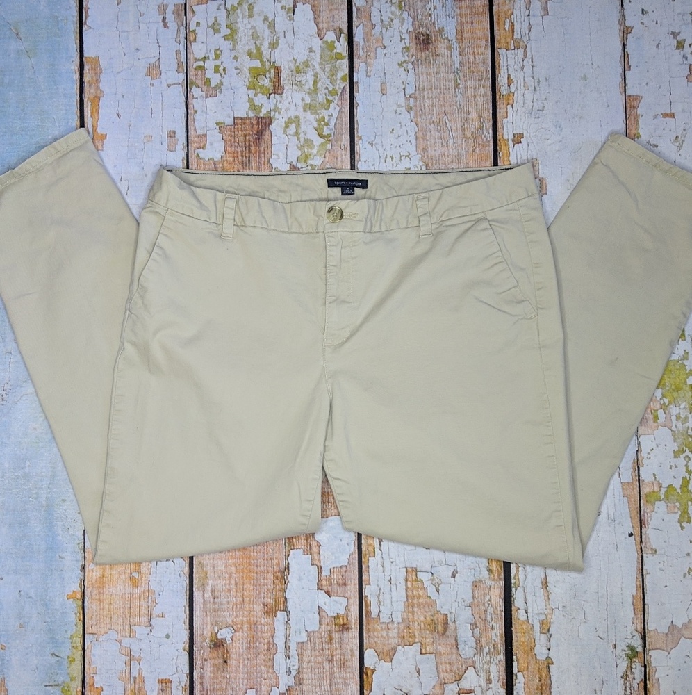 Tommy Hilfiger Hampton Slim Chinos Khakis
